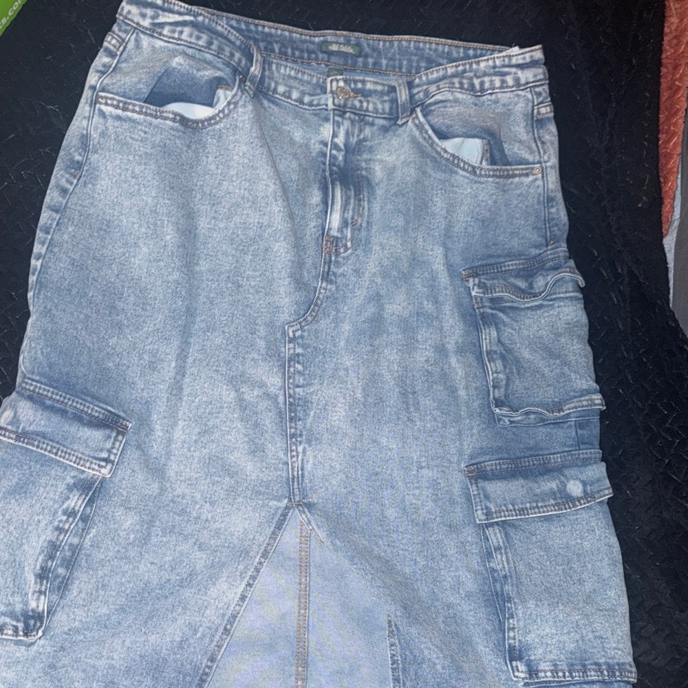 Light Wash Vintage Denim Cargo Skirt
